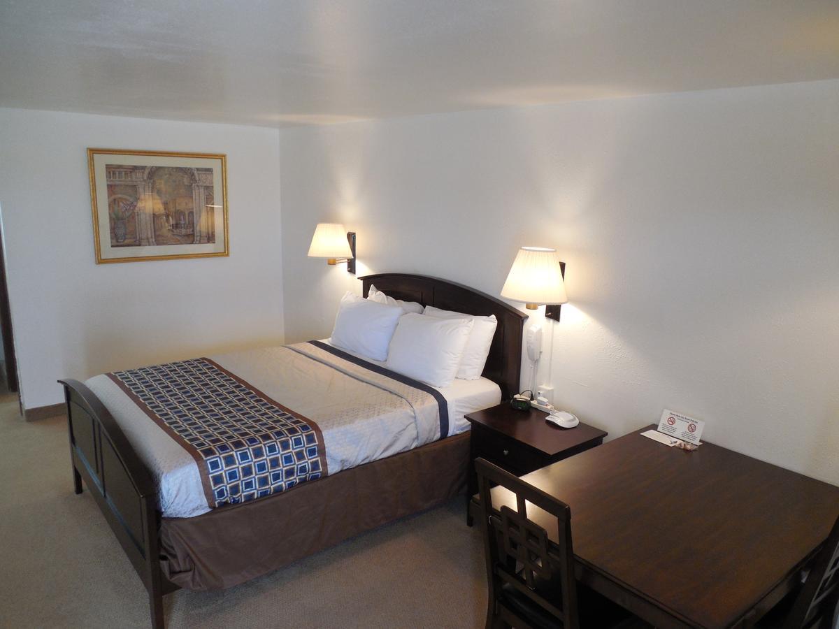 Motel 70 High Hill 外观 照片