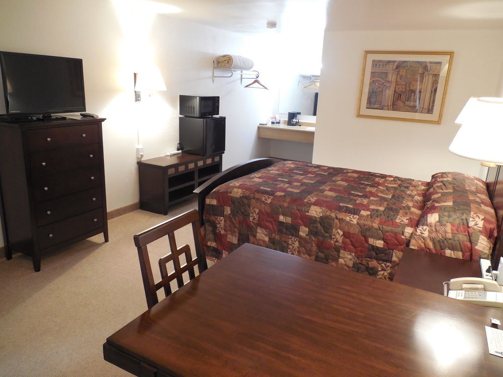 Motel 70 High Hill 外观 照片