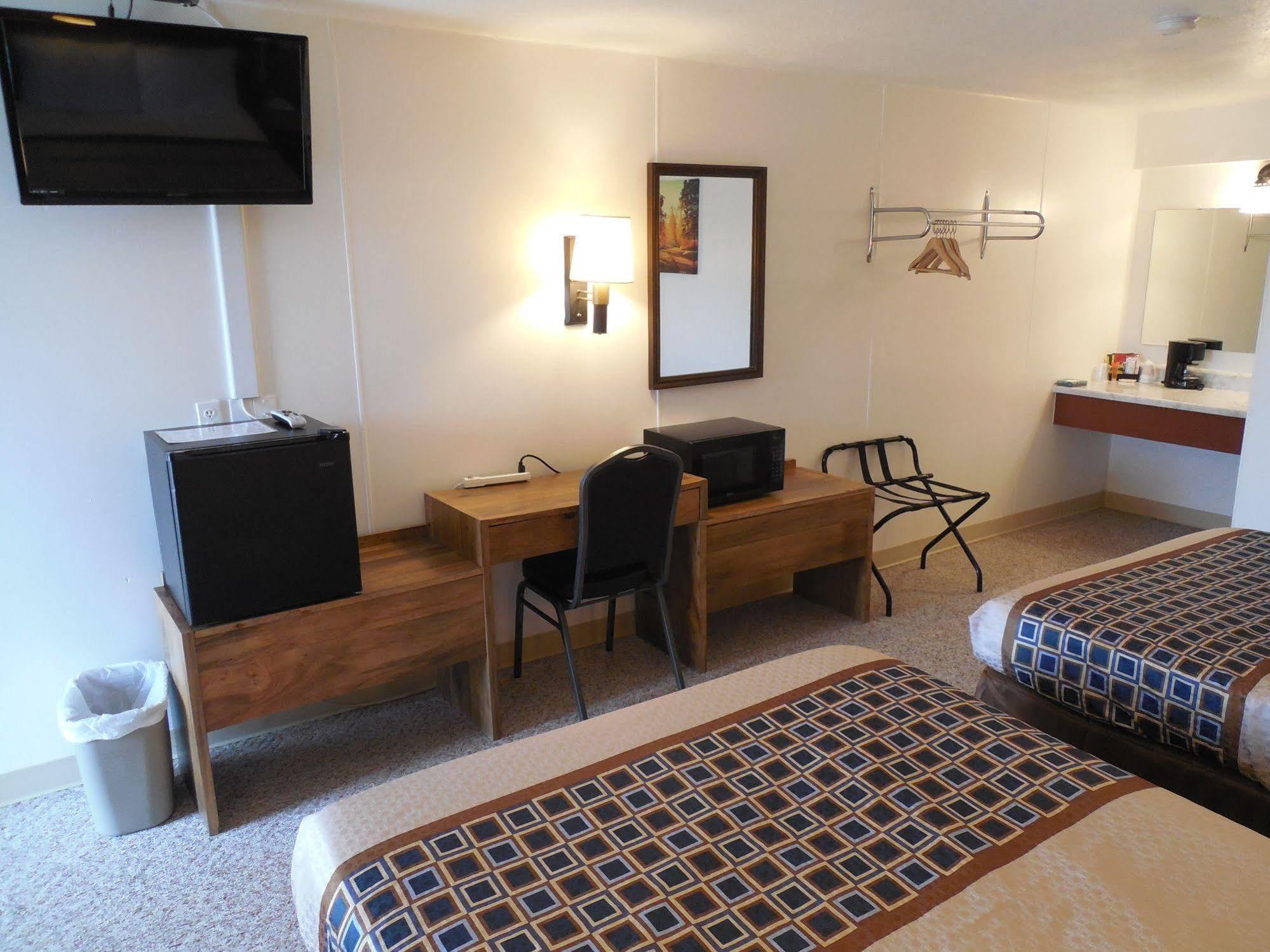 Motel 70 High Hill 外观 照片